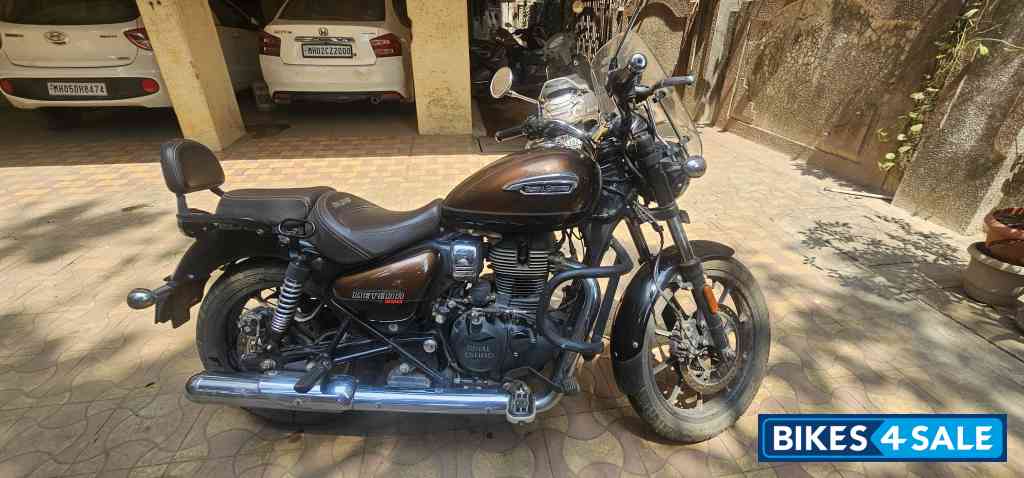 Royal Enfield Meteor 350 Supernova