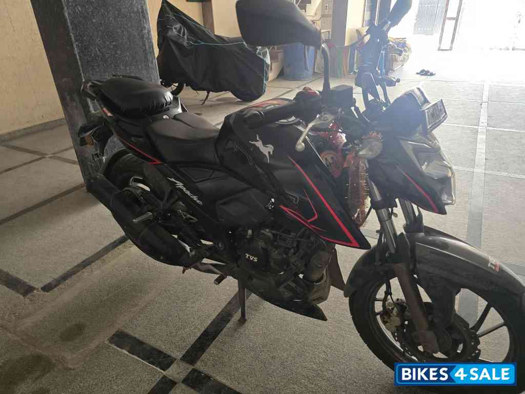 TVS Apache RTR 200 4V ABS