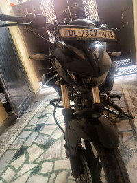 Black Hero Xtreme 125R