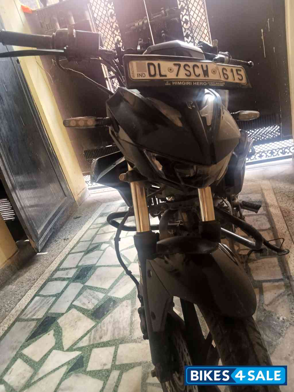 Black Hero Xtreme 125R