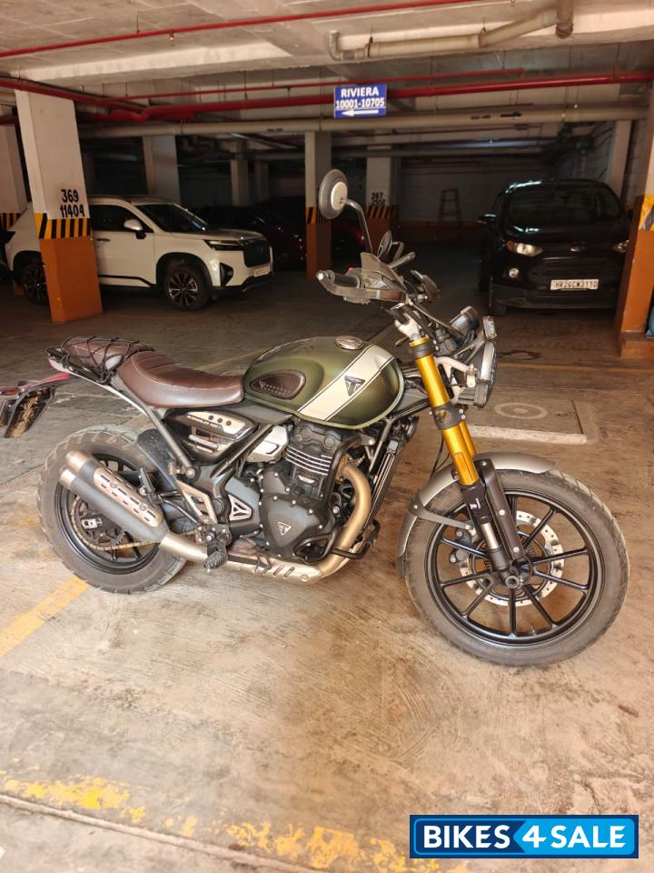 Khakhi Green Triumph Scrambler 400 X