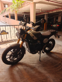 Khakhi Green Triumph Scrambler 400 X