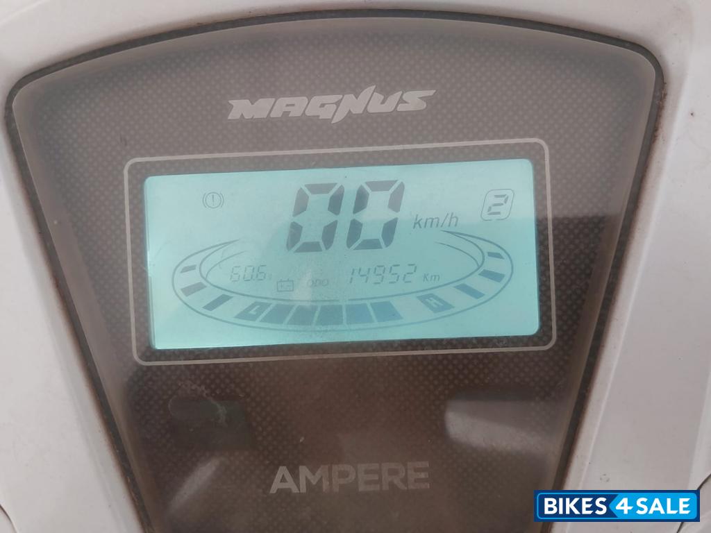 White Ampere Magnus Ex