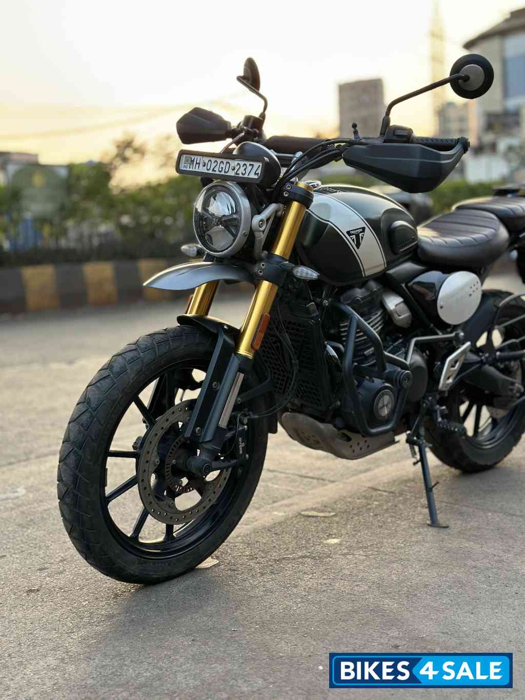Triumph Scrambler 400 X