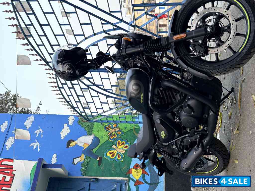 Graphite Grey Royal Enfield Hunter 350 2025