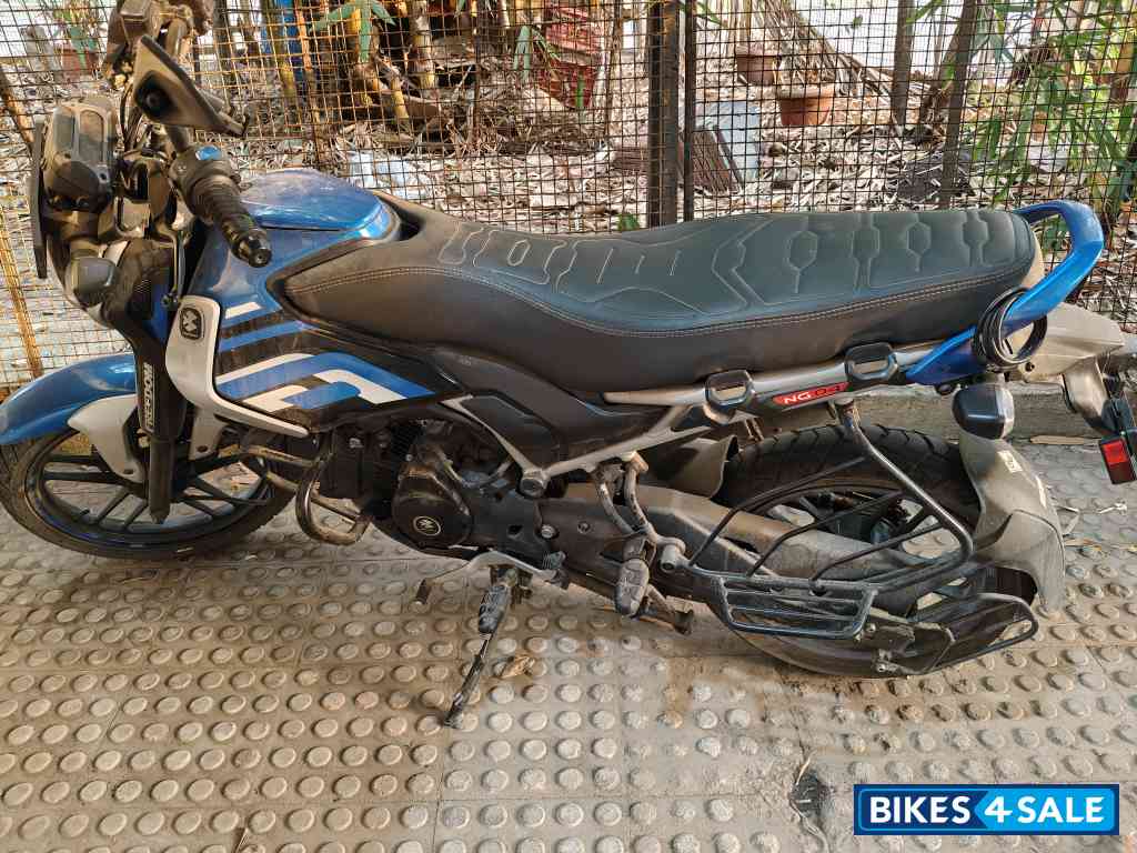 Bajaj Freedom 125 NG04 Disc LED