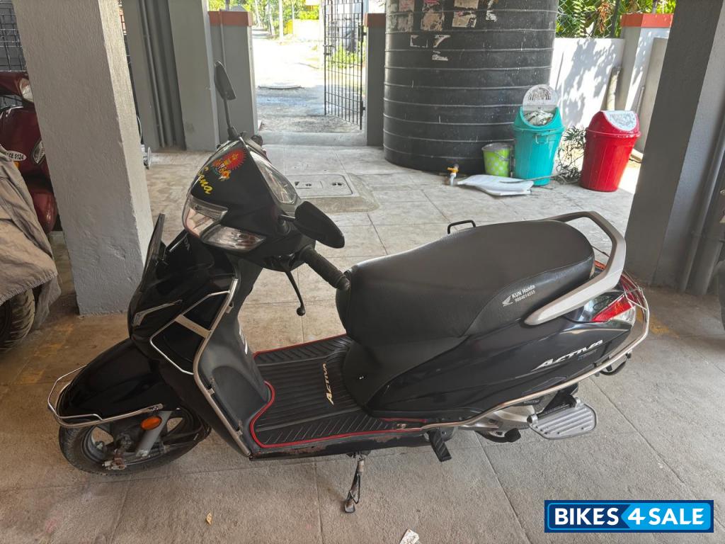 Ice Blue Honda Activa 6G H-smart