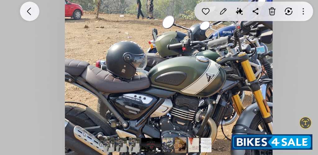Triumph Scrambler 400 X