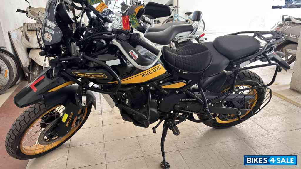 Royal Enfield Himalayan 452