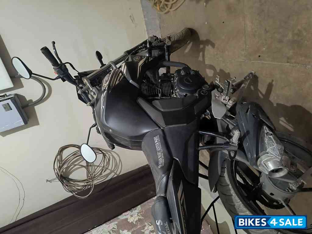 Matt Black Yamaha FZ-S FI V2