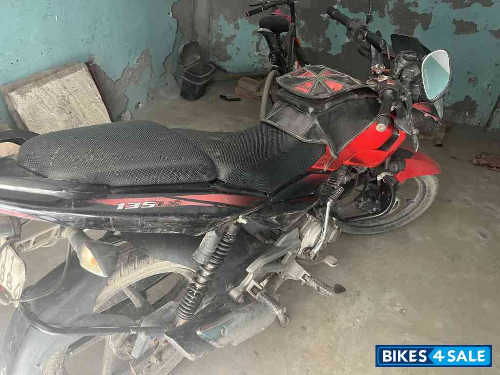 Bajaj Pulsar 135LS