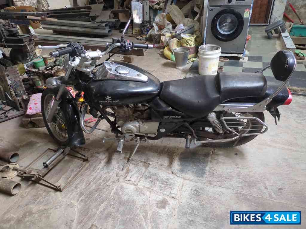 Bajaj Avenger Cruise 220
