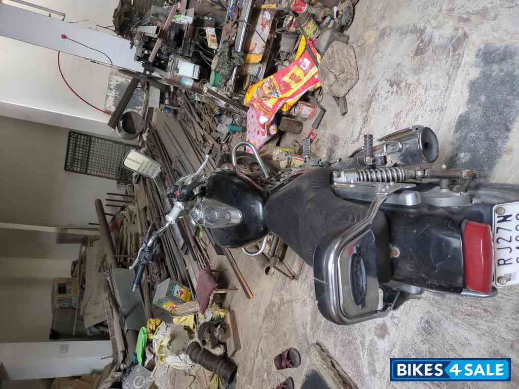 Bajaj Avenger Cruise 220