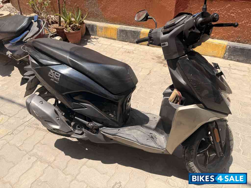 Hero Xoom ZX