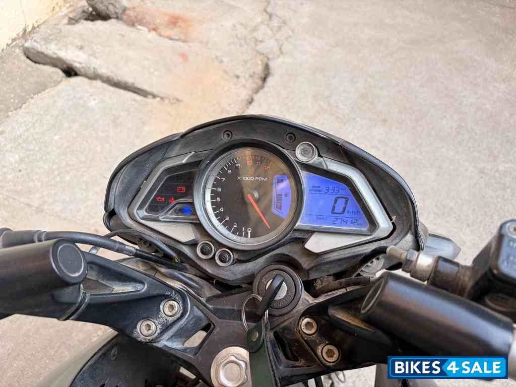 Black Bajaj Pulsar 200 NS ABS