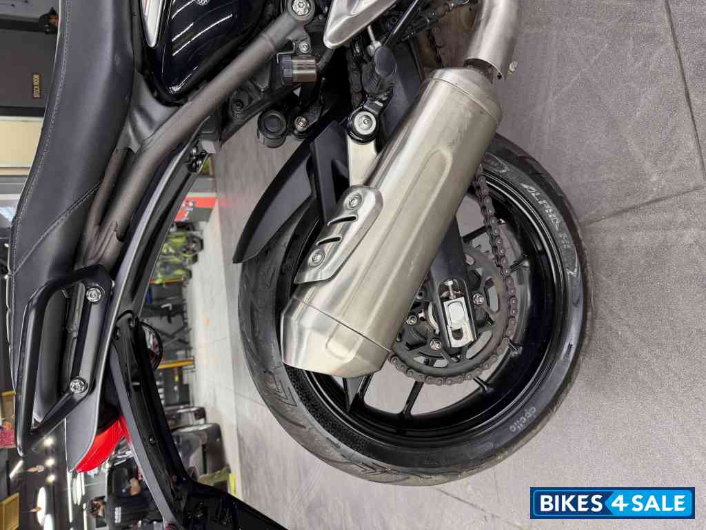 Caspian Blue Triumph Speed 400