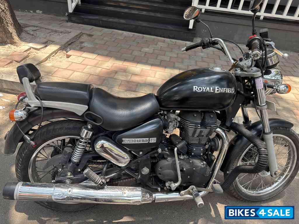 Matt Black Royal Enfield Thunderbird 350