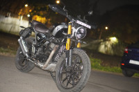 Phantom Black Triumph Scrambler 400 X