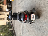 Grey Honda Aviator