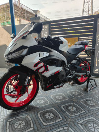 White Aprilia RS 457