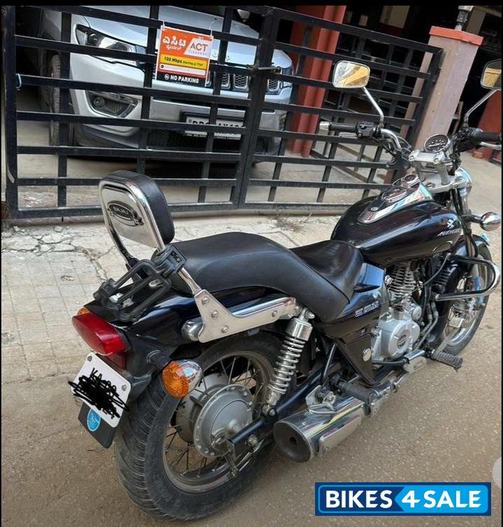 Bajaj Avenger Cruise 220