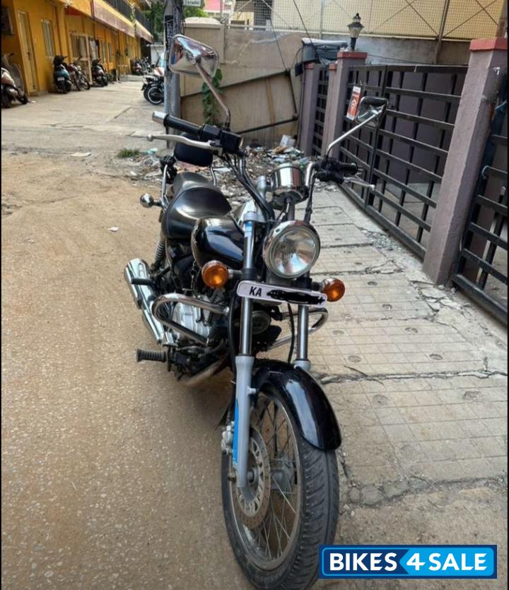 Bajaj Avenger Cruise 220