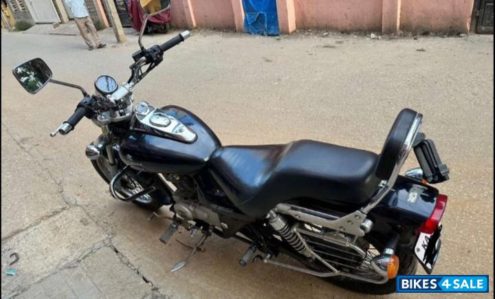 Bajaj Avenger Cruise 220