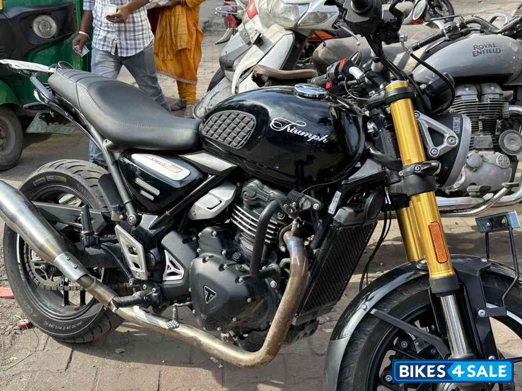 Triumph Speed 400