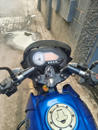 Blue Bajaj Pulsar 180