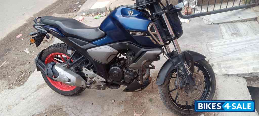 Yamaha FZ-S FI V3