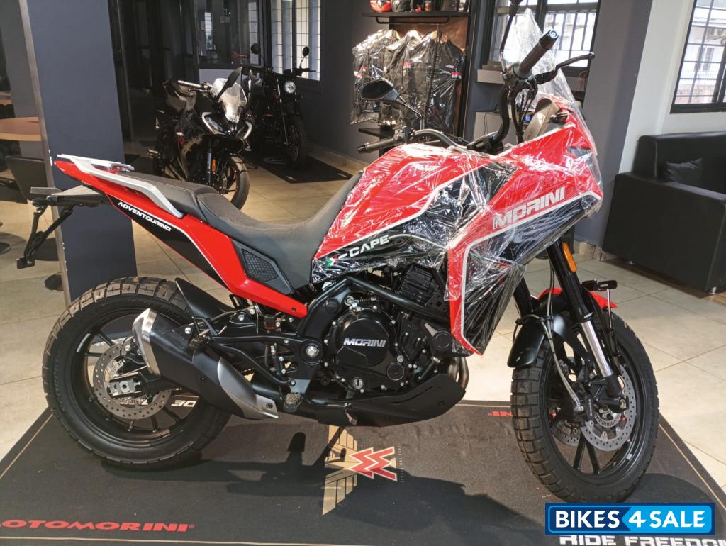 Moto Morini X-Cape