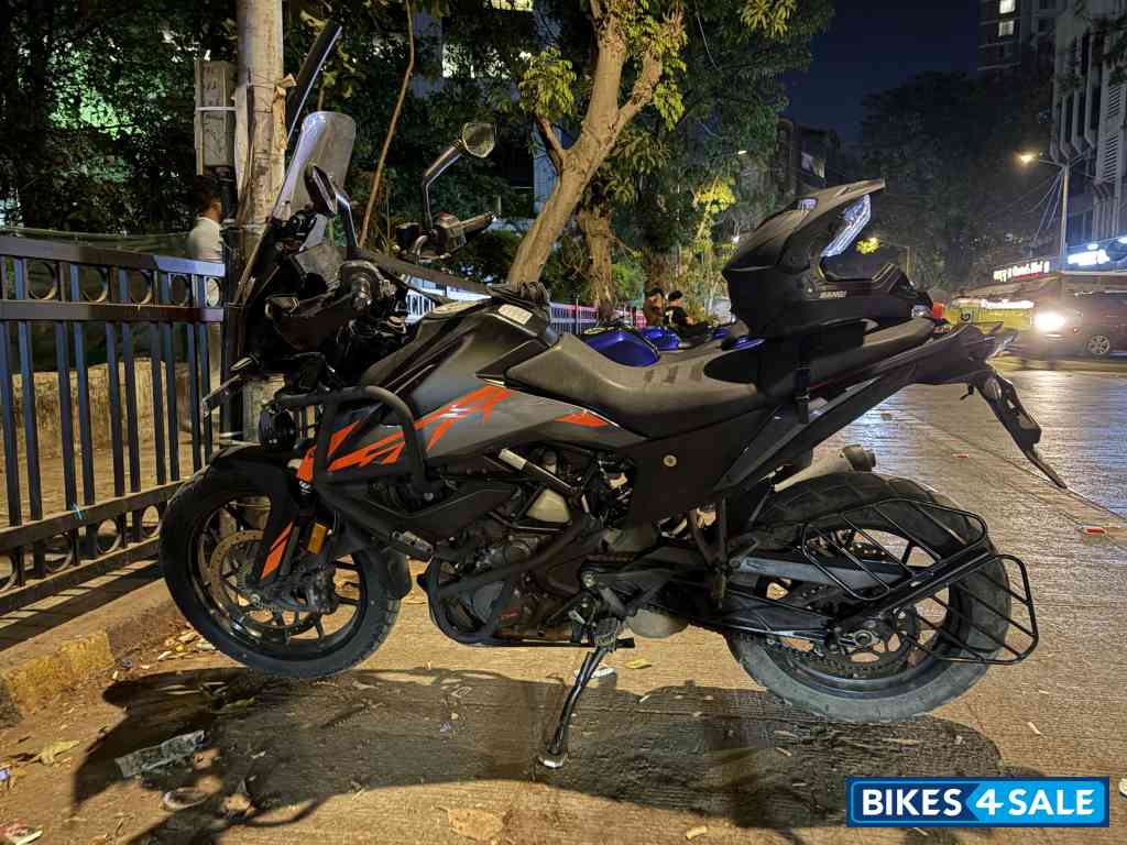 Matte Black KTM 390 Adventure 2023