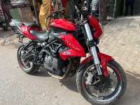 Red Color Benelli TNT 600 i