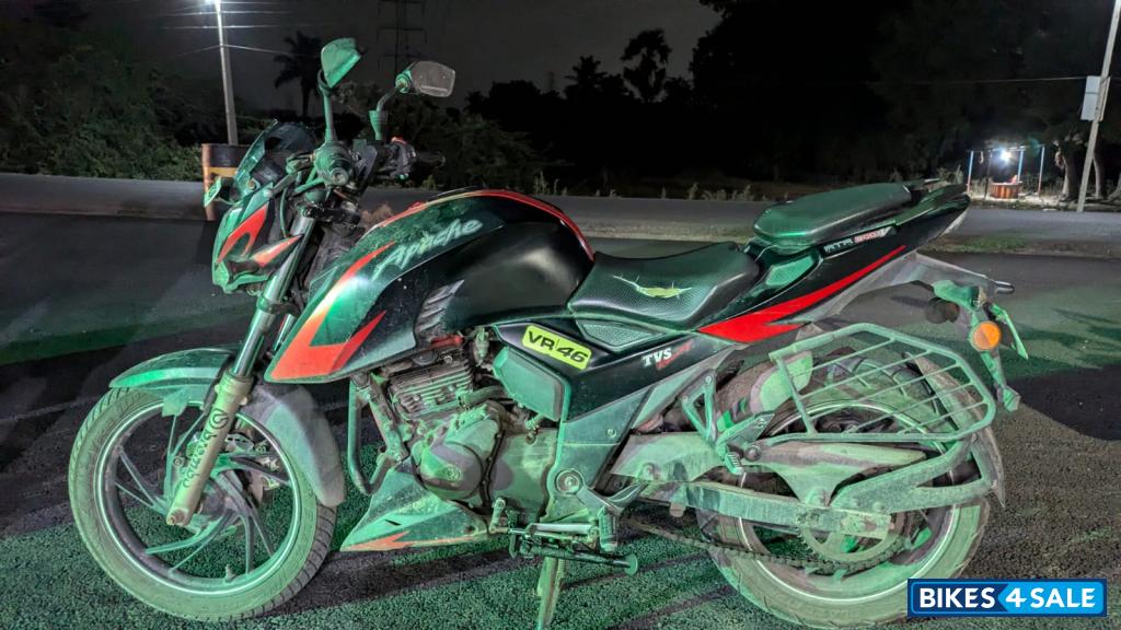 TVS Apache RTR 200 4V