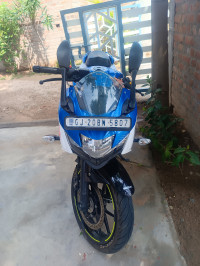 Blue White Suzuki Gixxer SF 250 2025