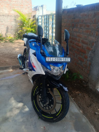 Blue White Suzuki Gixxer SF 250 2025