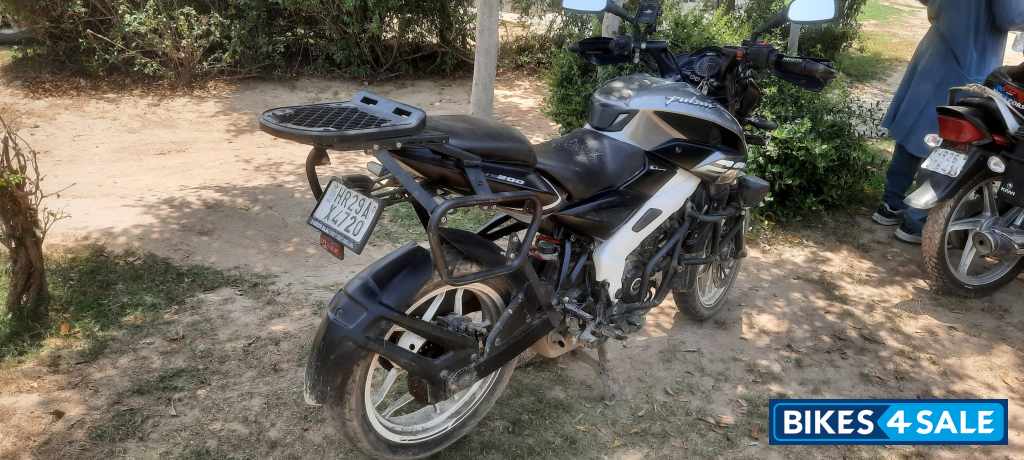 Bajaj Pulsar NS200