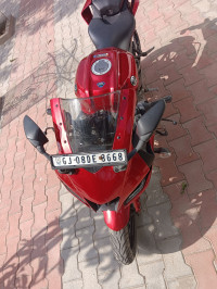 Yamaha R15 V4
