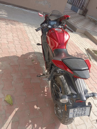 Yamaha R15 V4