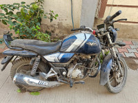 Bajaj V15