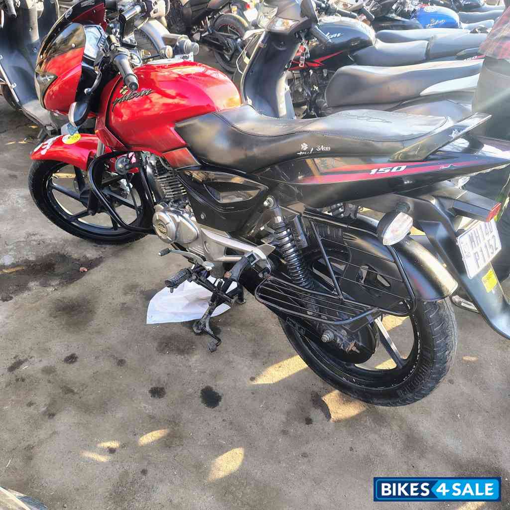 Cocktail Wine Red And Black Bajaj Pulsar 150 DTSi