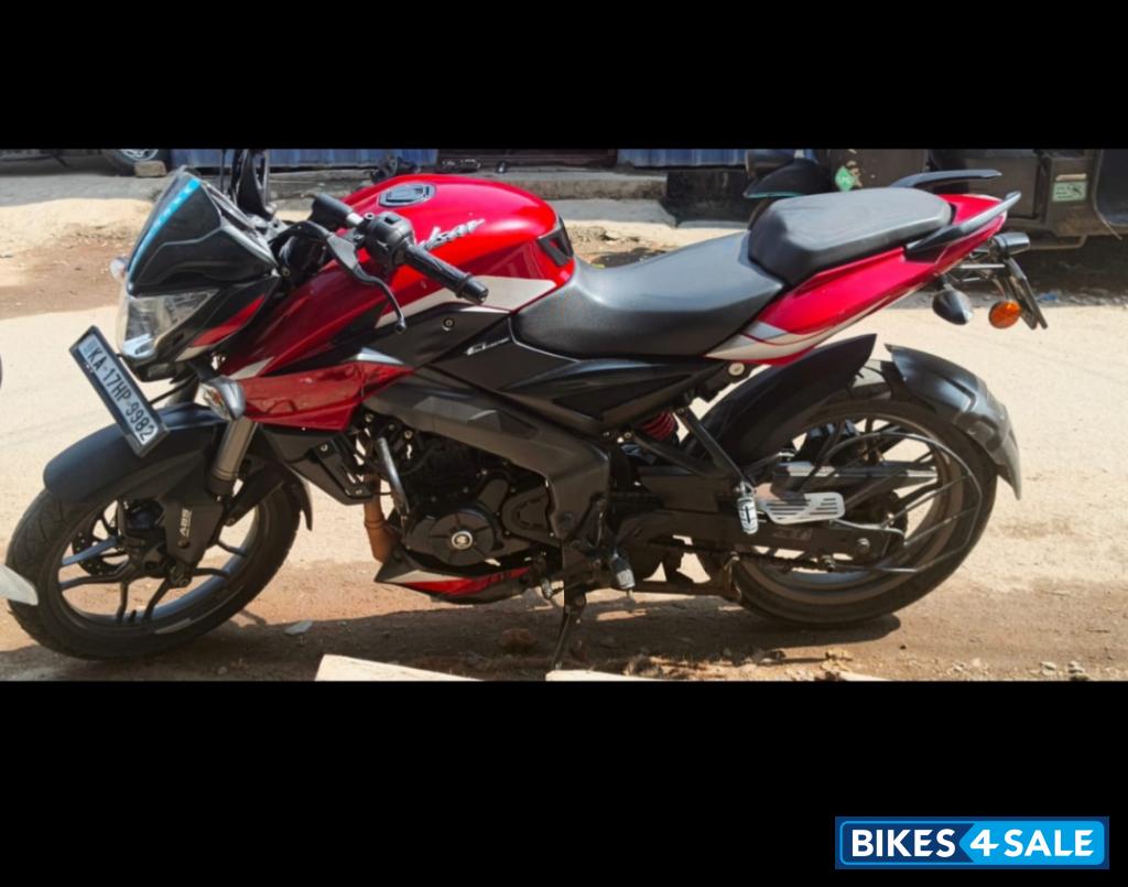 Bajaj Pulsar NS 200 BS6