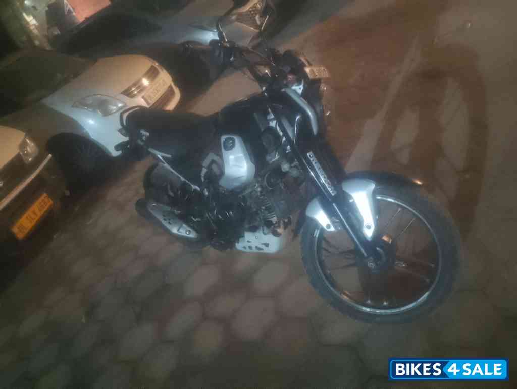 Bajaj Freedom 125 NG04 Disc LED