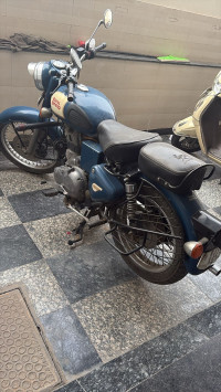 Blue Royal Enfield Classic 350