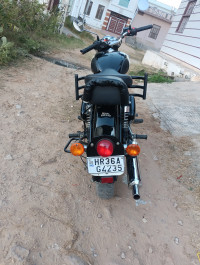 Royal Enfield Classic 350