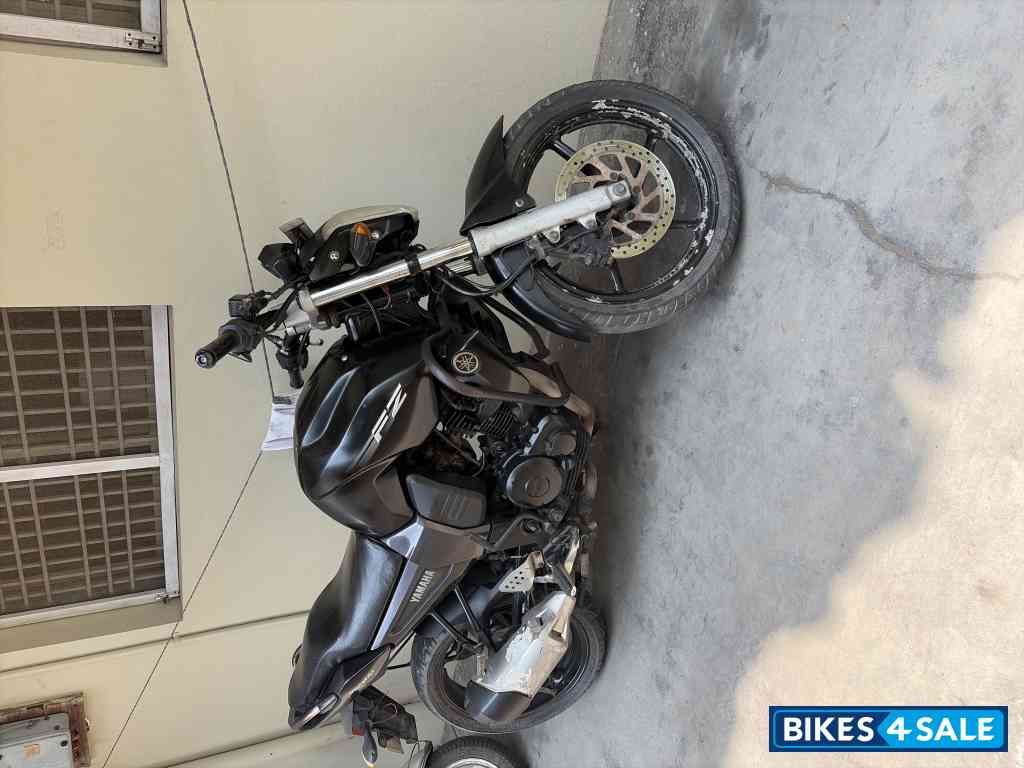 Yamaha FZ16