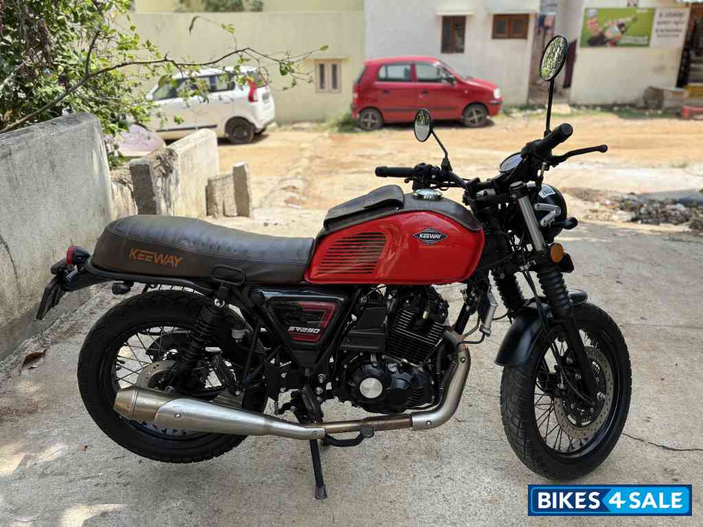 Keeway SR 250