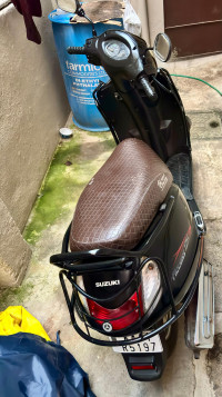 Black Suzuki Access 125