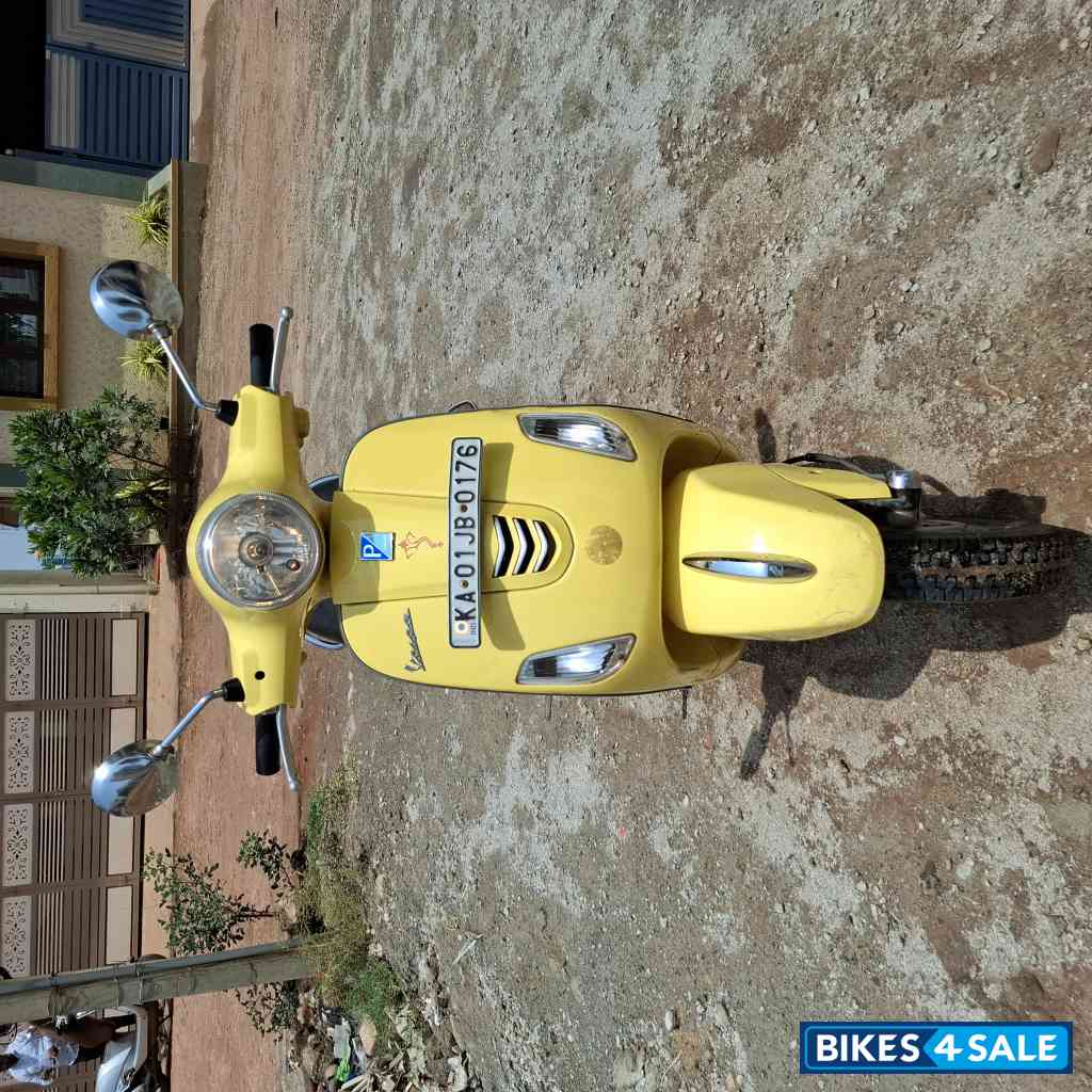 Vespa LX 125