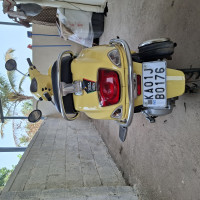 Vespa LX 125